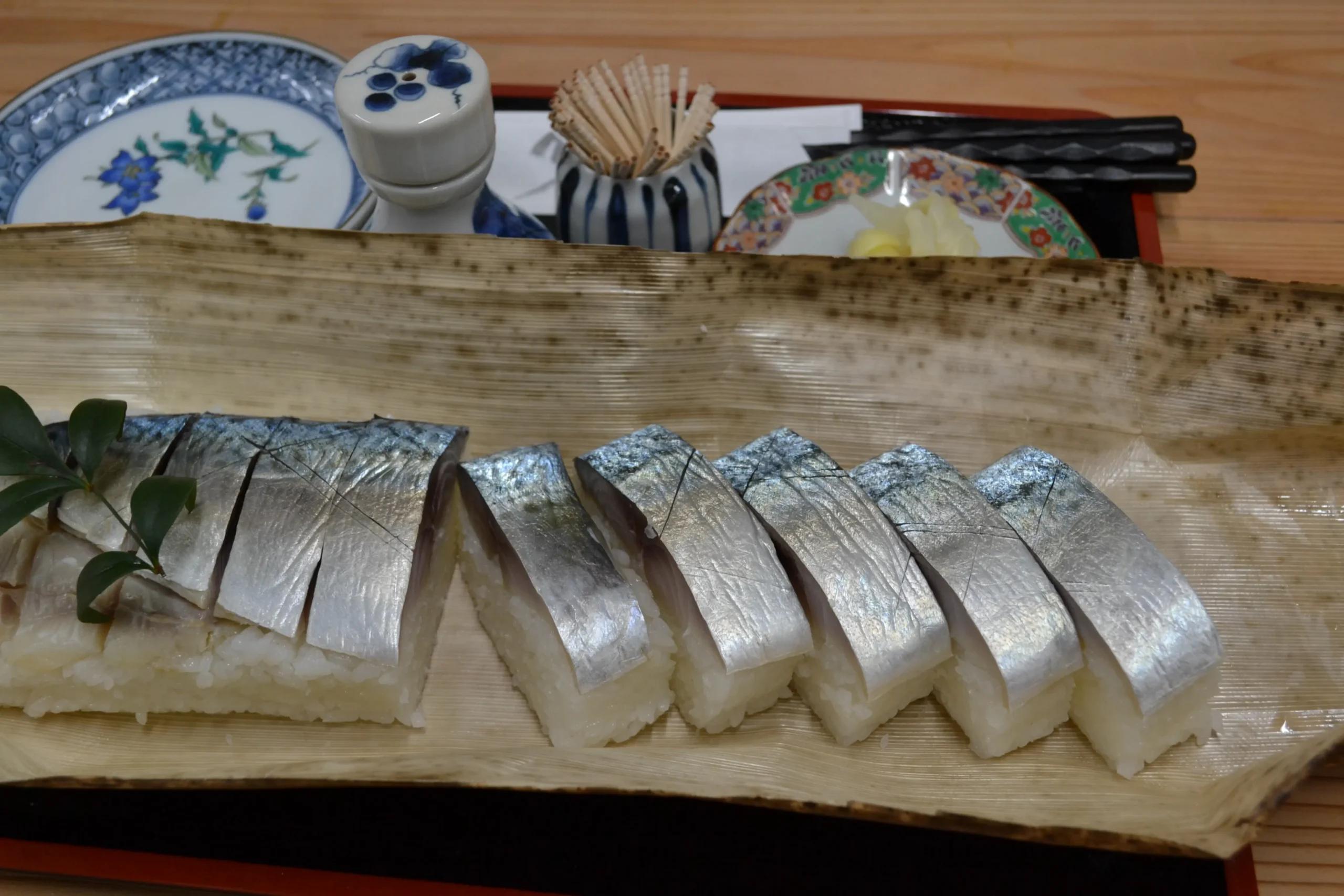 葛と鯖寿しの店　まる志んの写真